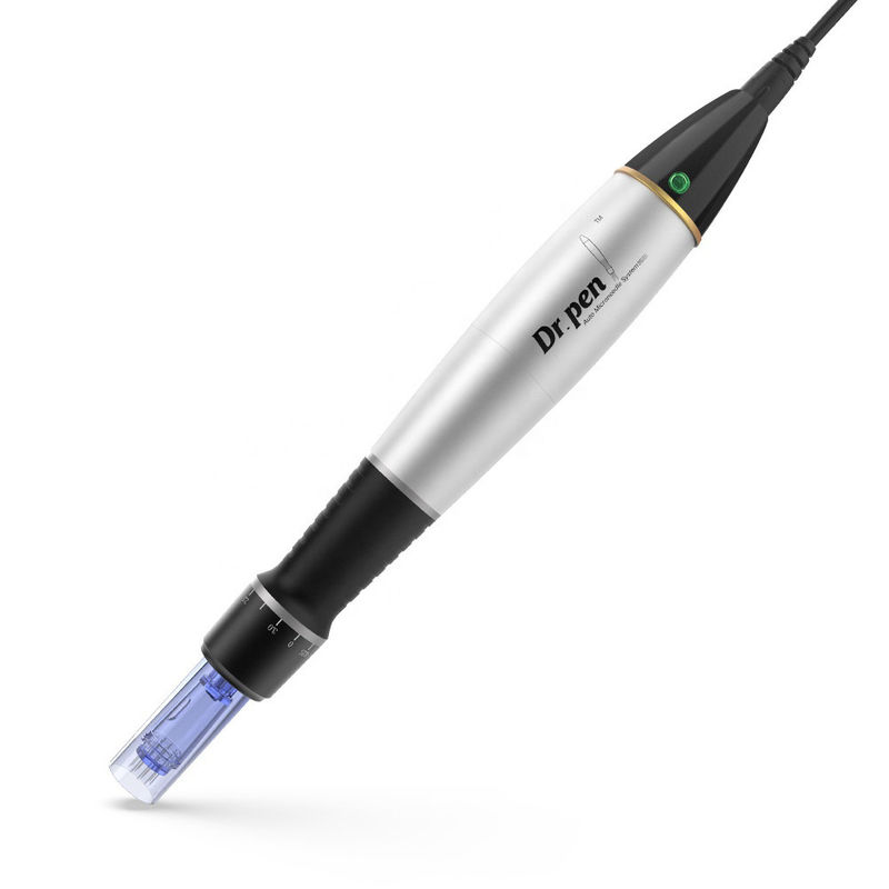 Behandelen van donkere kringen met elektrische Derma Dr.Pen A1 Micro Naaldroller OEM